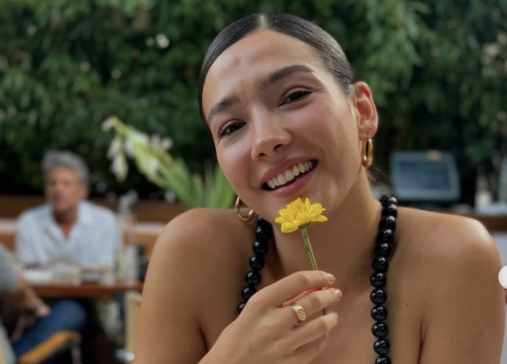 Aybüke Pusat Boykot Çağrısı Nedeniyle TRT Kadrosundan Çıkartıldı