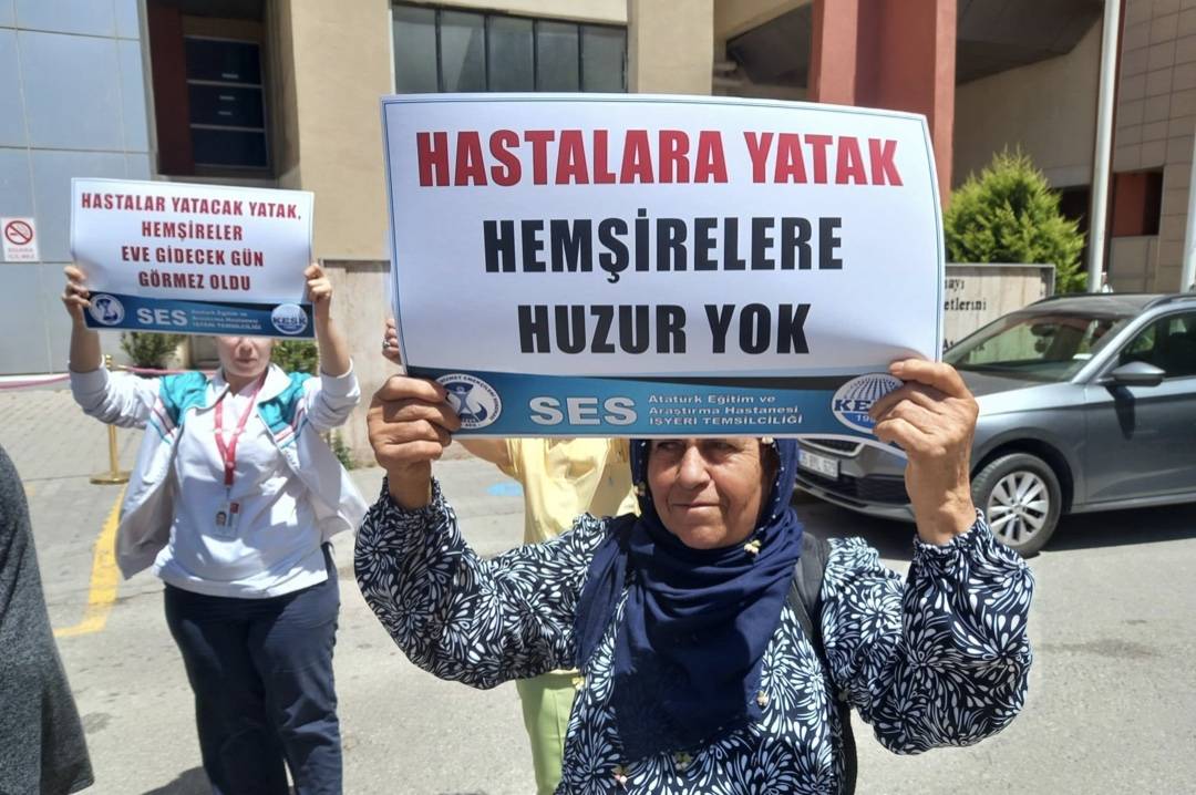 İzmir Sağlık Platformu: Kutlama Değil Çözüm İstiyoruz