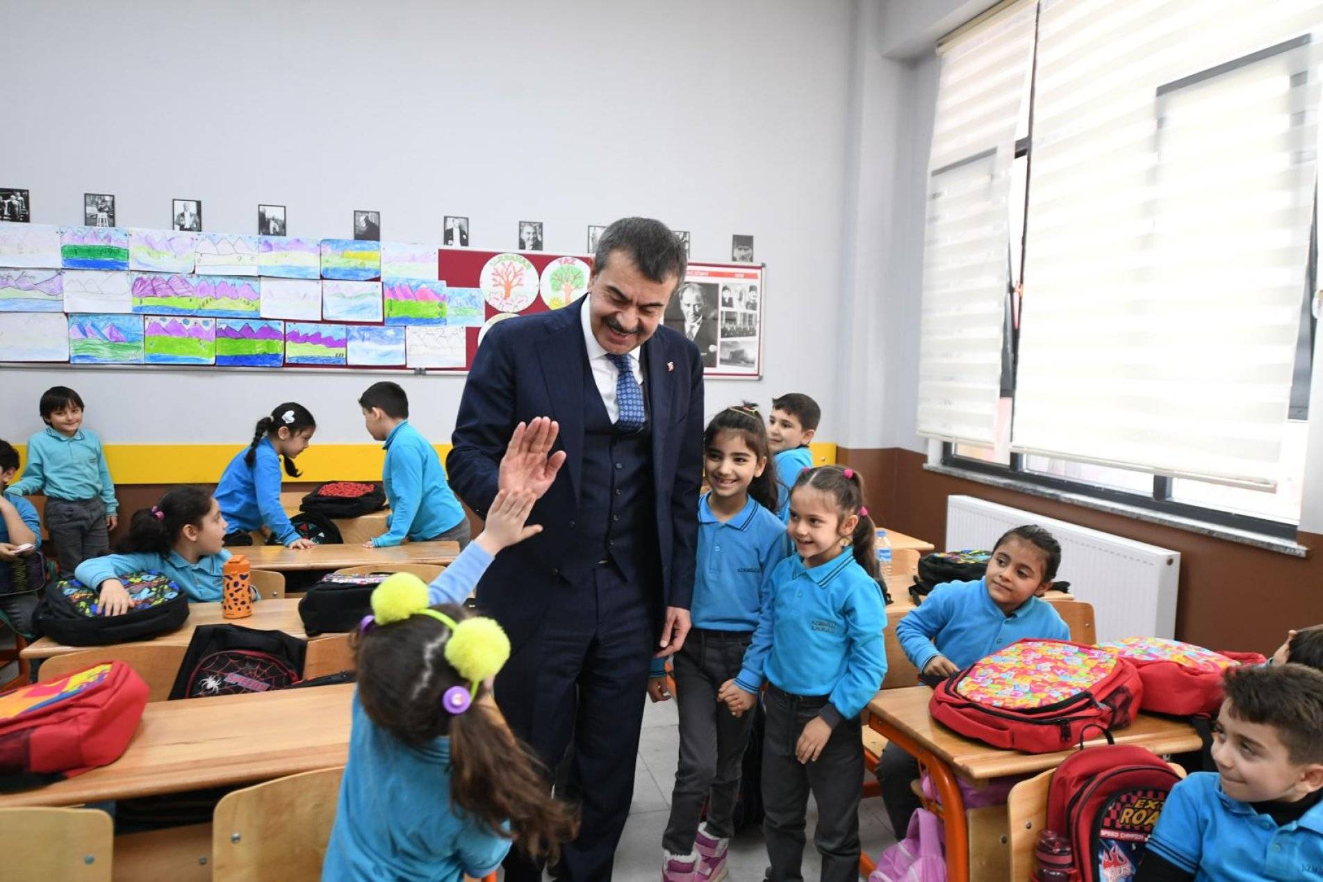 Kayıt Parasını Okul Aile Birlikleri İstiyor
